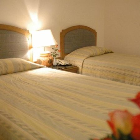 Down Town Inn, شيانغ ماي المظهر الخارجي الصورة