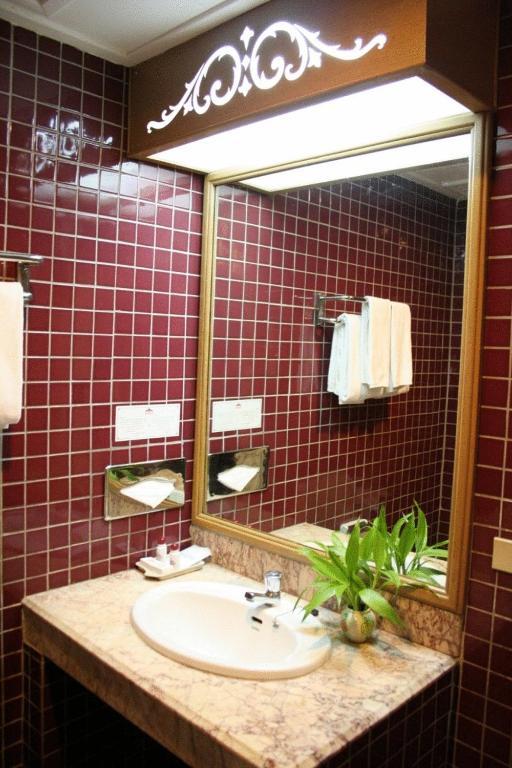 Down Town Inn, شيانغ ماي المظهر الخارجي الصورة